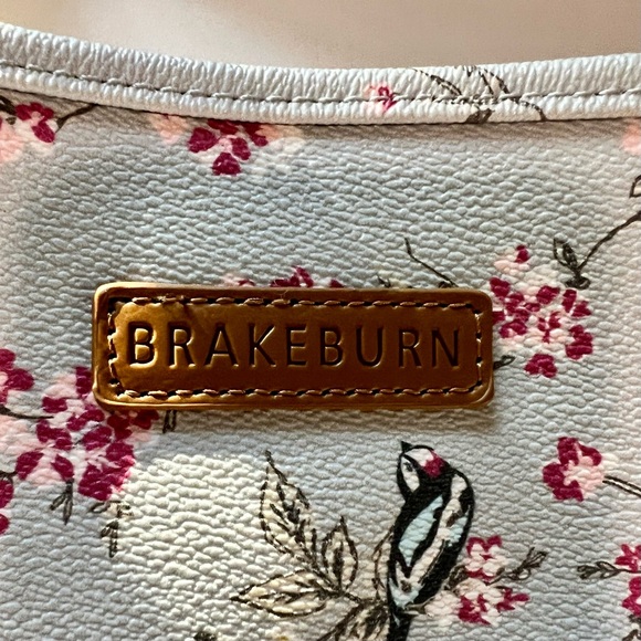 Brakeburn robin’s egg blue/gray cross body with a bird and a pink floral motif. - Picture 4 of 6